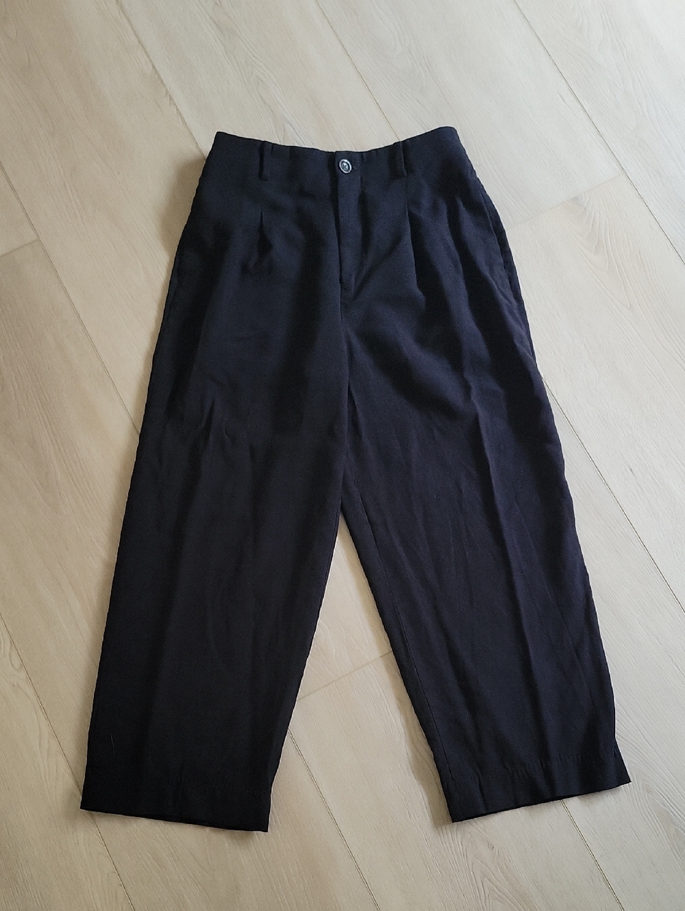 Uniqlo x Hana Tajima High Waisted Pintucked Pants - black - XS